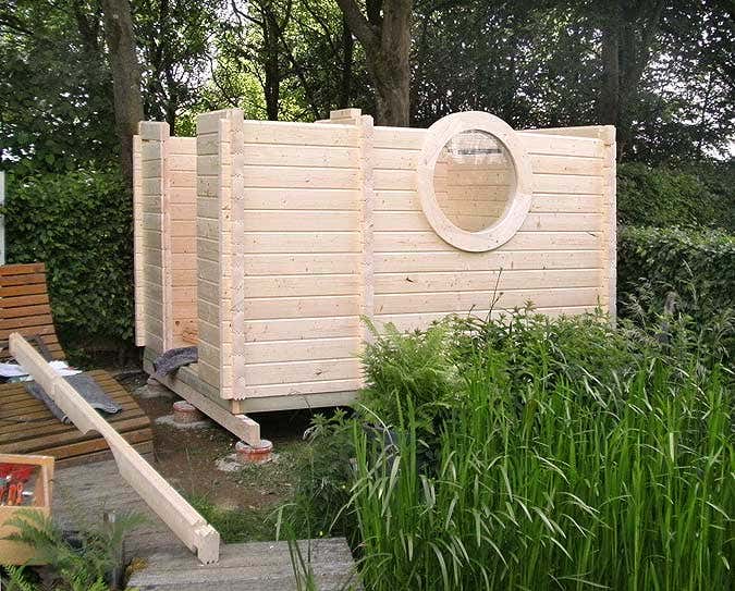 Sauna-Aufbau-Waende