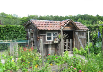 altes Gartenhaus