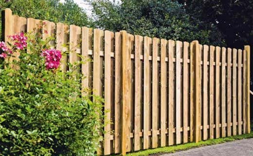 Zaun aus Holz